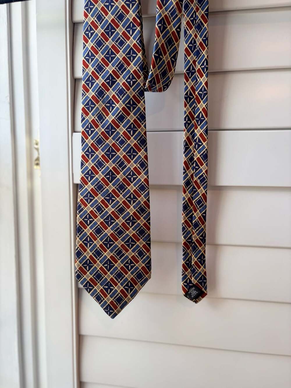 Guess Silk Geometric Necktie Blue Red Gold Academic Career Collegiate USA Made